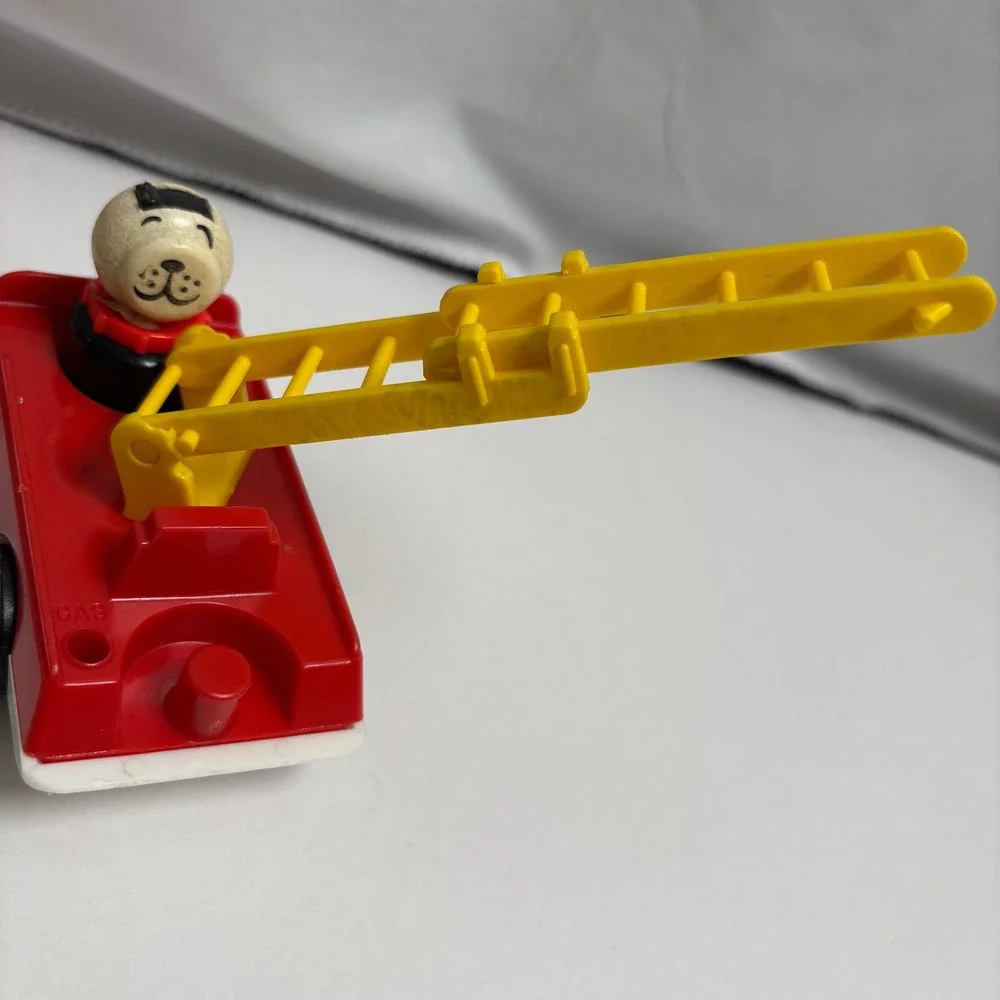 Vintage Fisher Price Little People Cars Fire Truck Wood Plastic Figures‎ Lot 7pc